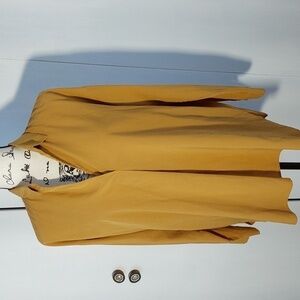 Uniqlo Womens Tan Top Soft Longsleeve Vneck Minimalist Neutral Sz.XL